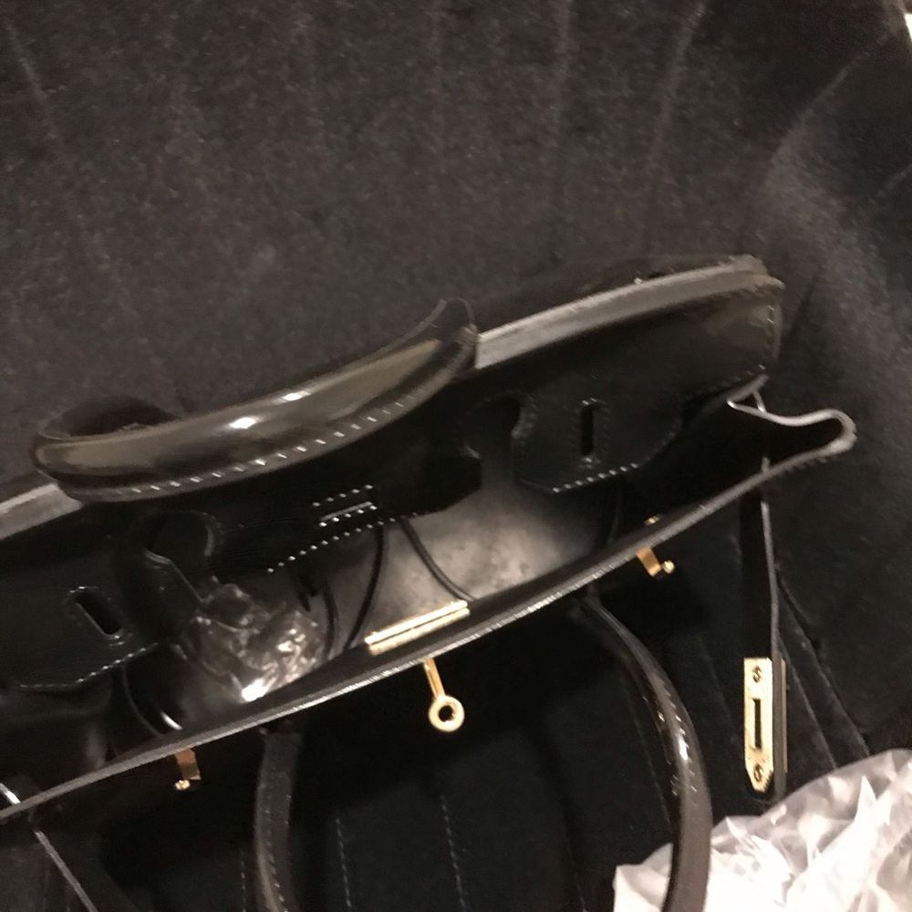 Women's Handbag made of hard plastic. A push lock. BUY ONE GET ONE FREE - Picture 8 of 8